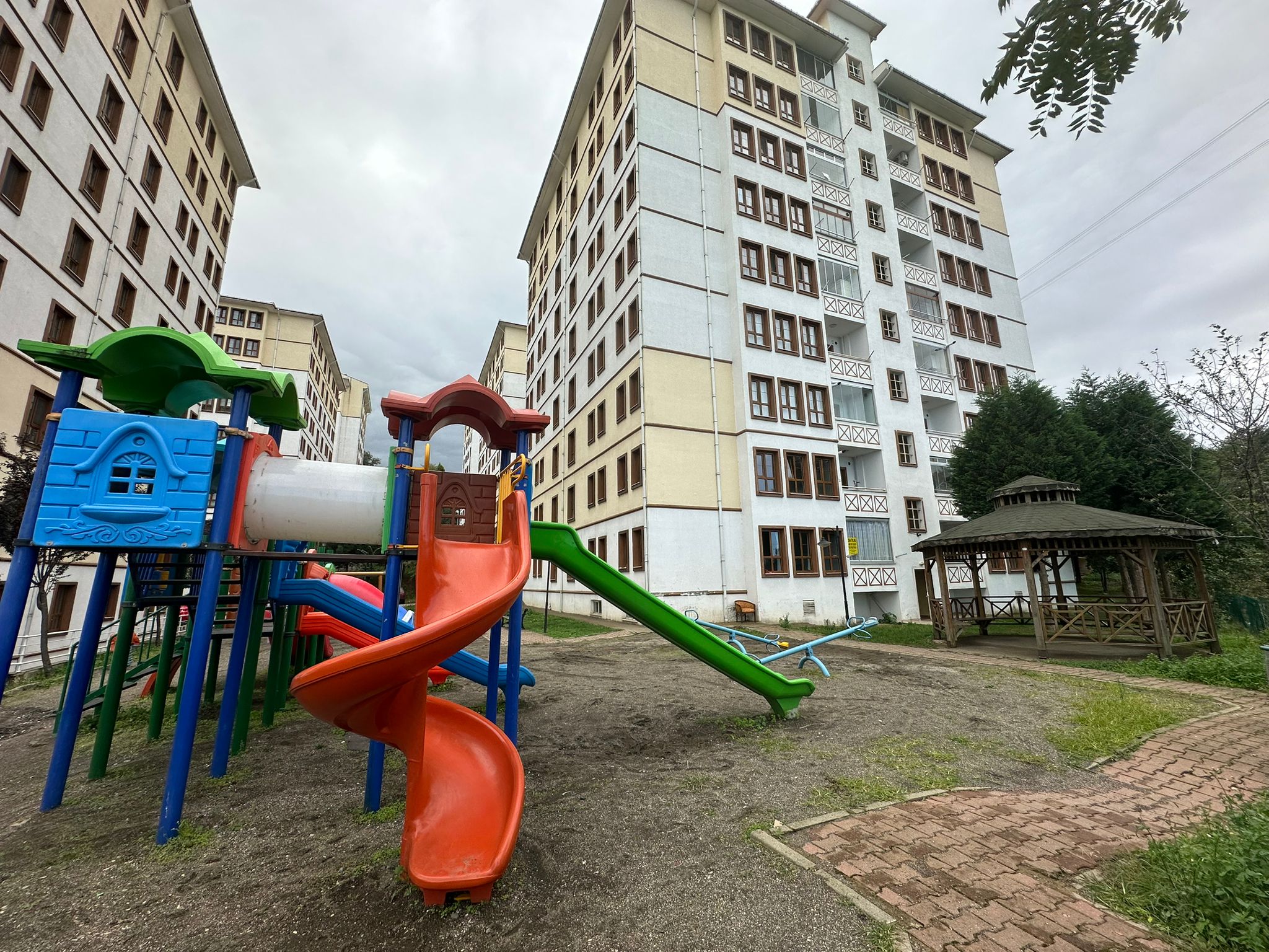 MABEL GAYRİMENKUL/ BEŞİKDAĞ TOKİ'DE 3+1 DENİZ MANZARALI DAİRE